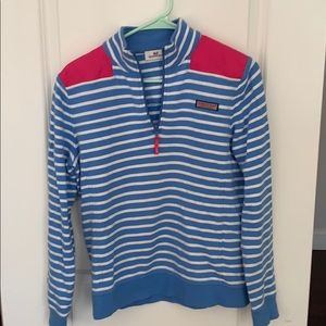 Woman’s Vineyard Vines Sweatshirt